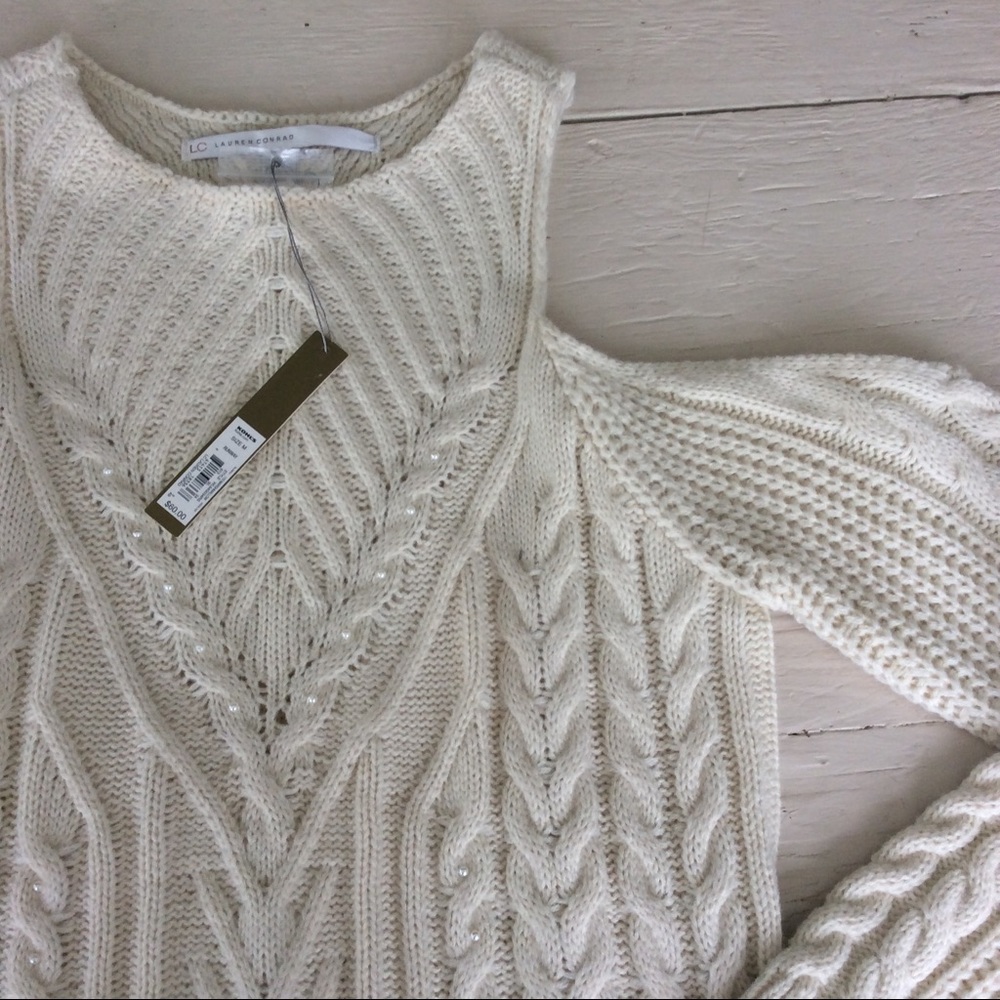 LC Cold Shoulder Sweater - Picture 2 of 4